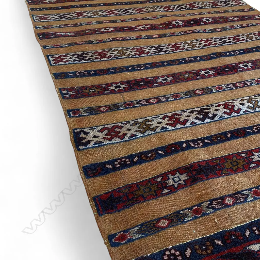 An Iranian wool flatweave rug, Image 1++